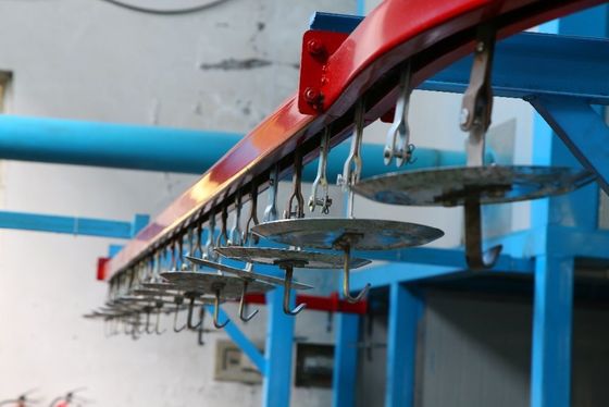 Ρυθμιζόμενη ταχύτητα Αυτοματοποιημένη μηχανή επίχρισής σκόνης