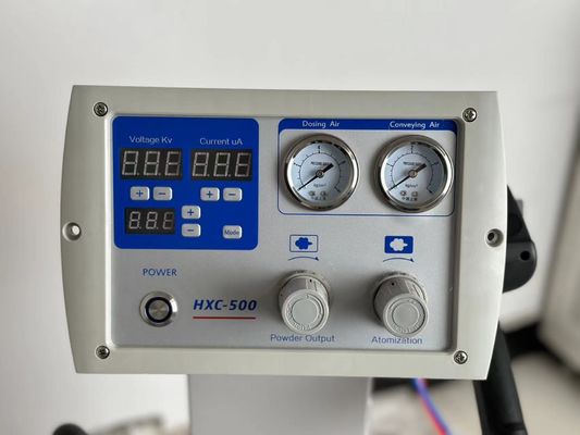 Μηχανήματα επικάλυψης με σκόνη επιφανειών μετάλλων με χειροκίνητα ηλεκτροστατικά πυροβόλα ψεκασμού